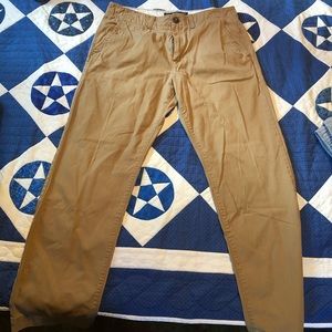 American Eagle Khaki Pants 32x32